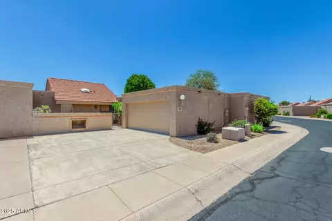 4033 E Larkspur Dr, Phoenix, AZ 85032