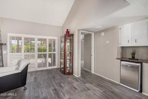 4033 E Larkspur Dr, Phoenix, AZ 85032 photo 8