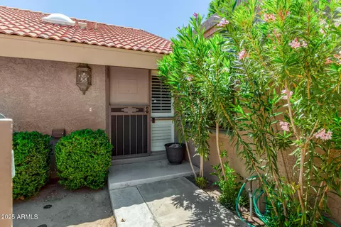 4033 E Larkspur Dr, Phoenix, AZ 85032 photo 4