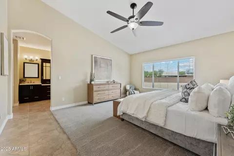 616 E Lavitt Ln, Phoenix, AZ 85086 photo 22