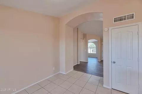 825 E Michigan Ave, Phoenix, AZ 85022 photo 24
