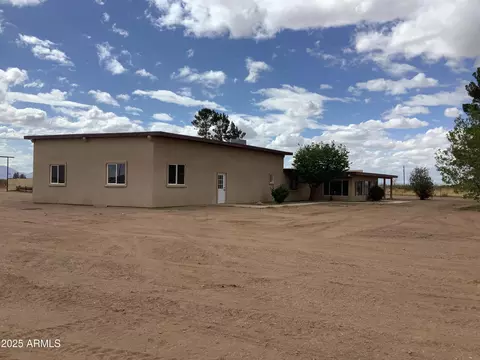 3607 E Mule Deer Rd, Pearce, AZ 85625 photo 4