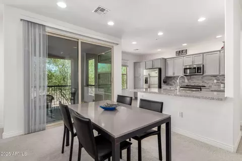 Dining - 2425 W Bronco Butte Trl #2011, Phoenix, AZ 85085 photo 1 of 2