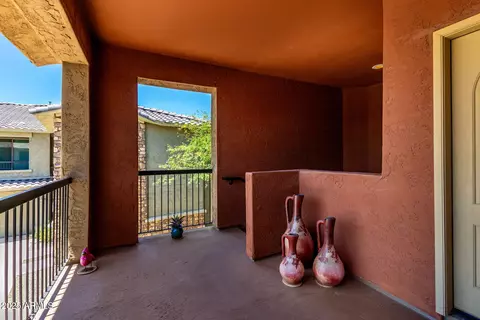 Exterior - 2425 W Bronco Butte Trl #2011, Phoenix, AZ 85085 photo 2 of 8