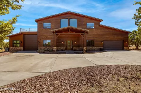 2335 Voyager Cir, Overgaard, AZ 85933