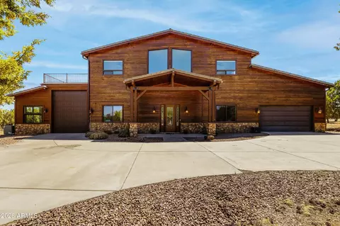 2335 Voyager Cir, Overgaard, AZ 85933