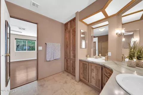 3433 E Sandra Ter, Phoenix, AZ 85032 photo 17
