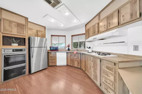 3433 E Sandra Ter, Phoenix, AZ 85032 photo 10