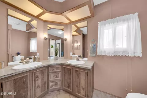 3433 E Sandra Ter, Phoenix, AZ 85032 photo 18