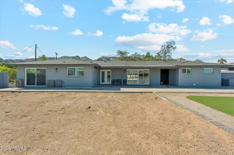 Exterior - 428 E Kachina Trl, Phoenix, AZ 85042 photo 2 of 4