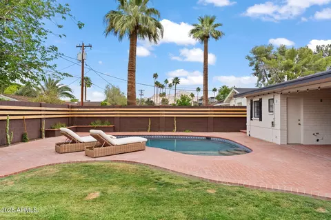 Exterior - 710 E Hayward Ave, Phoenix, AZ 85020 photo 8 of 10
