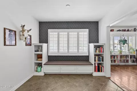 Entry Way - 710 E Hayward Ave, Phoenix, AZ 85020 photo 1 of 1