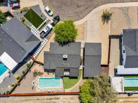 10007 N 30th Pl, Phoenix, AZ 85028 photo 2
