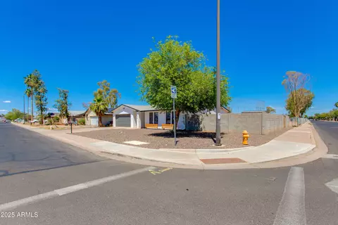 343 S Cholla St, Gilbert, AZ 85233 photo 3