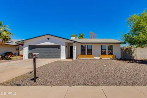 343 S Cholla St, Gilbert, AZ 85233 photo 2