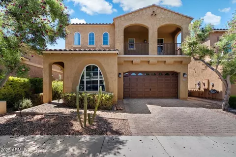 4635 E Casitas Del Rio Dr, Phoenix, AZ 85050