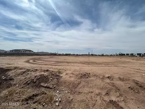 4003 S 12th St #1, Phoenix, AZ 85040