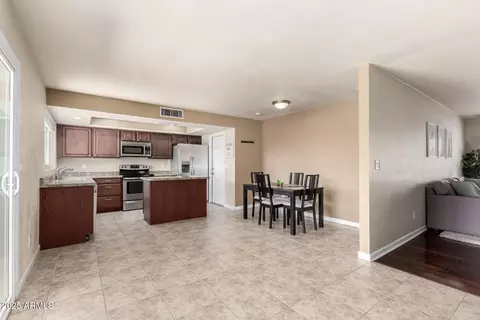 3415 E Anderson Dr, Phoenix, AZ 85032 photo 8