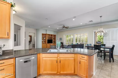 Kitchen - 4234 E Narrowleaf Dr, Gilbert, AZ 85298 photo 3 of 5