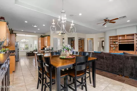 Dining - 4234 E Narrowleaf Dr, Gilbert, AZ 85298 photo 2 of 3