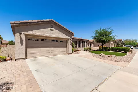 4626 E Blue Spruce Ln, Gilbert, AZ 85298 photo 4
