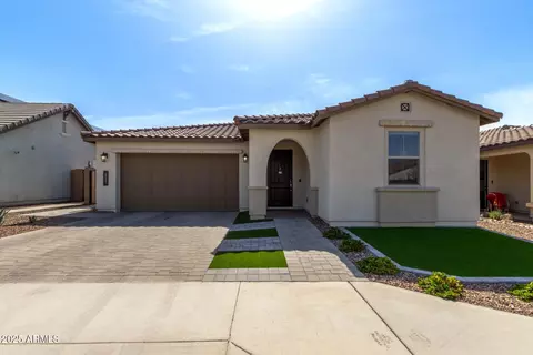 6931 W Spur Dr, Peoria, AZ 85383