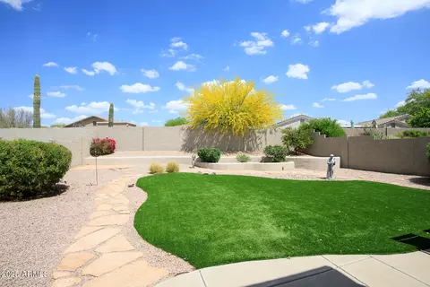 Exterior - 5014 E Kirkland Rd, Phoenix, AZ 85054 photo 2 of 2
