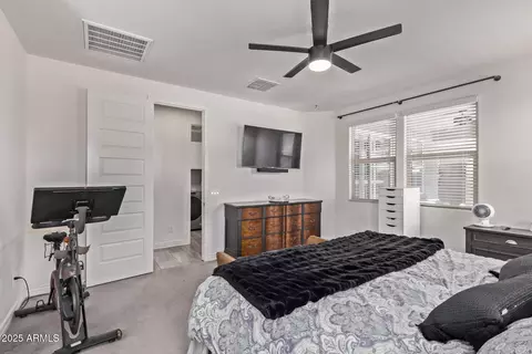 Bedroom - 10029 E Wavelength Ave, Mesa, AZ 85212 photo 4 of 5