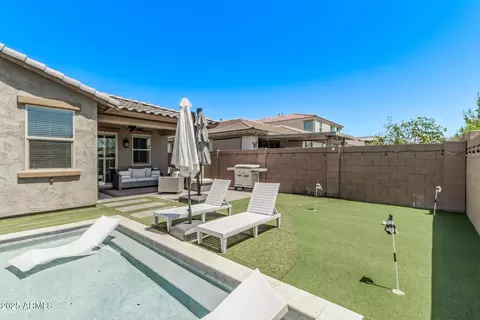 Exterior - 10029 E Wavelength Ave, Mesa, AZ 85212 photo 9 of 11