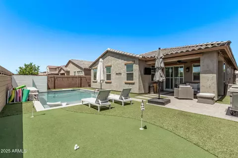 Exterior - 10029 E Wavelength Ave, Mesa, AZ 85212 photo 2 of 11