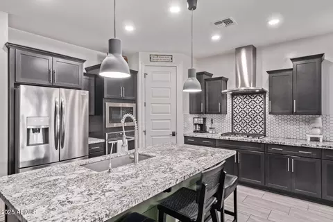 Kitchen - 10029 E Wavelength Ave, Mesa, AZ 85212 photo 1 of 4