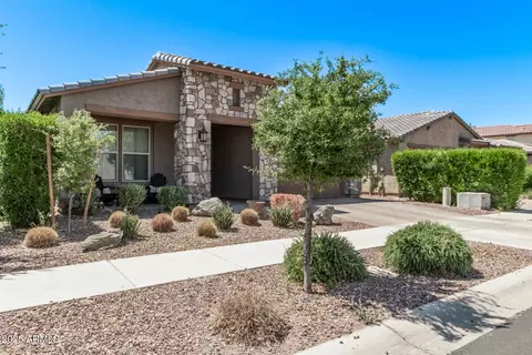 Exterior - 10029 E Wavelength Ave, Mesa, AZ 85212 photo 4 of 11