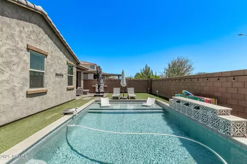 Exterior - 10029 E Wavelength Ave, Mesa, AZ 85212 photo 8 of 11