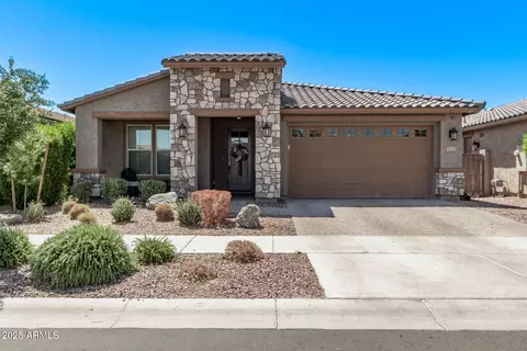 Exterior - 10029 E Wavelength Ave, Mesa, AZ 85212 photo 3 of 11