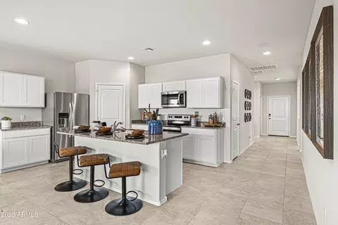 9943 S Desert View Dr, Apache Junction, AZ 85120 photo 15