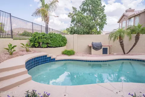 6388 W Donald Dr, Glendale, AZ 85310