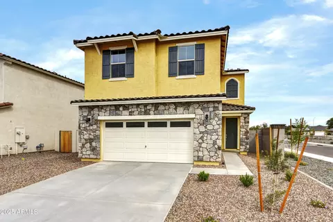 7410 W Rovey Ave, Glendale, AZ 85303