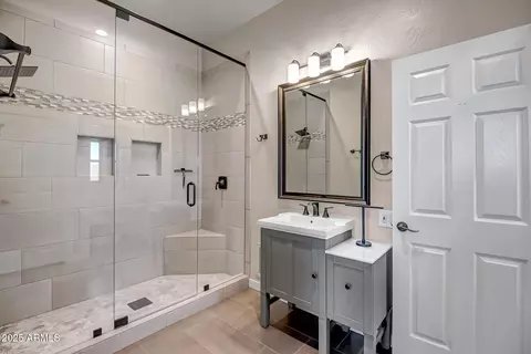 Bath - 35005 N Central Ave, Phoenix, AZ 85086 photo 5 of 6