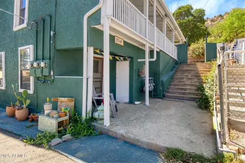 Exterior - 514 Brophy Ave, Bisbee, AZ 85603 photo 1 of 6