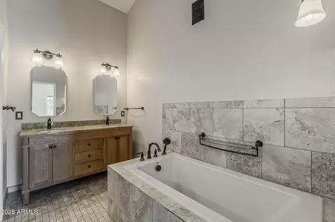 625 E Silver Creek Rd, Gilbert, AZ 85296 photo 22
