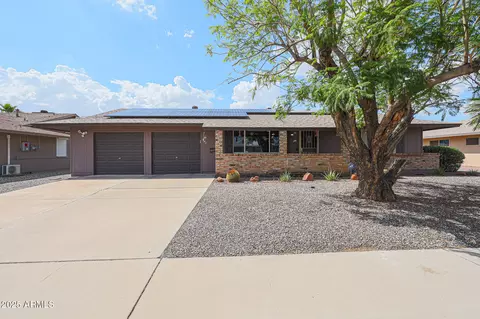 10736 W Roundelay Cir, Sun City, AZ 85351