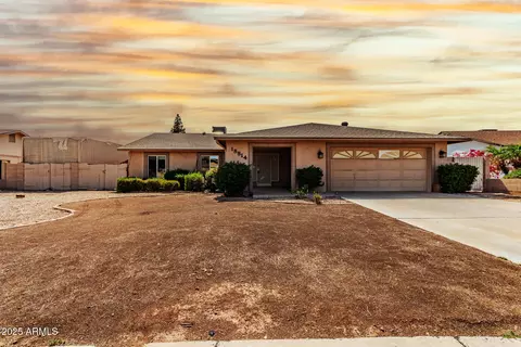 18814 N 33rd Ave, Phoenix, AZ 85027 photo 2