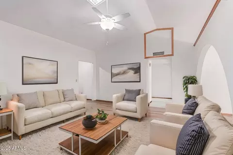 18814 N 33rd Ave, Phoenix, AZ 85027 photo 4