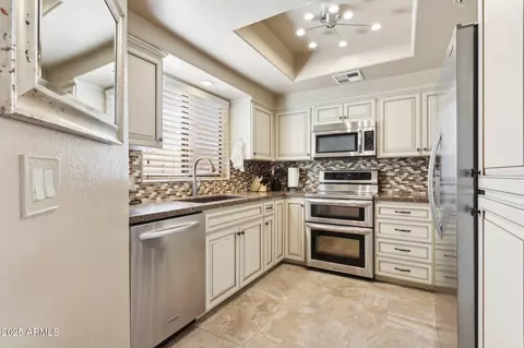 7575 E Indian Bend Rd #1137, Scottsdale, AZ 85250