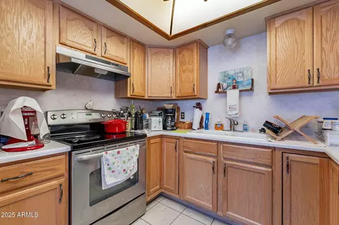 Kitchen - 6311 E Ivy St, Mesa, AZ 85205 photo 3 of 6