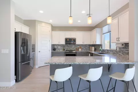 9750 E Radioactive Dr, Mesa, AZ 85212 photo 12
