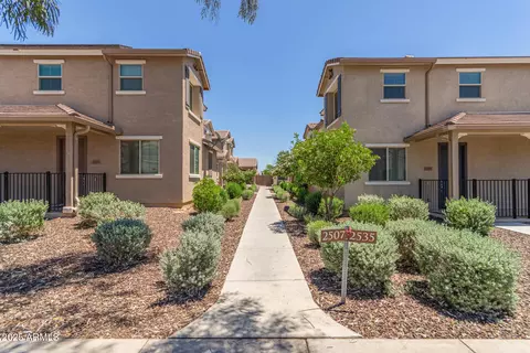 2519 N 73rd Dr, Phoenix, AZ 85035