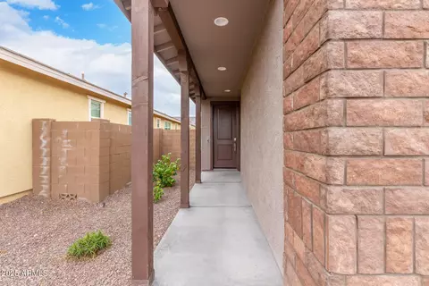 Entry Way - 1323 E Maldonado Dr, Phoenix, AZ 85042 photo 1 of 3