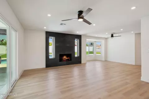 Living - 1030 E Wescott Dr, Phoenix, AZ 85024 photo 3 of 8