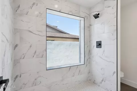 Bath - 1030 E Wescott Dr, Phoenix, AZ 85024 photo 1 of 4